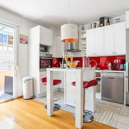 Apartman By The Sea - 25041 *