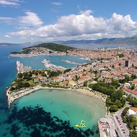 By The Sea - 25041 Appartement *