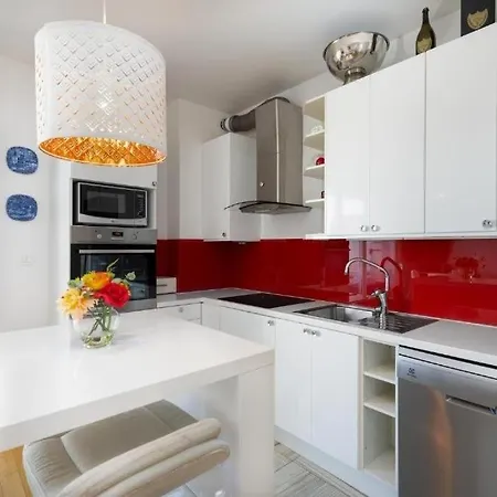 By The Sea - 25041 Apartman